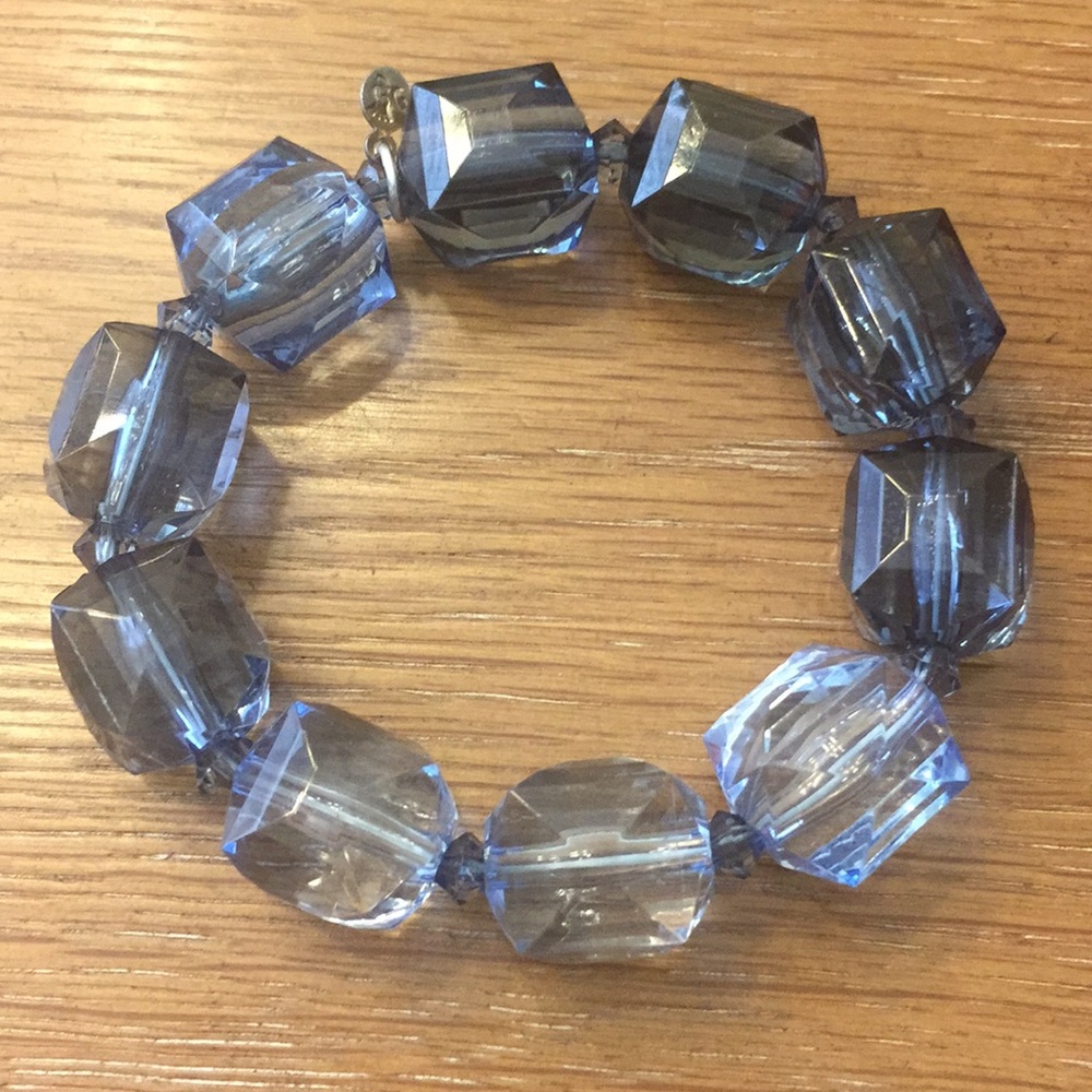 4 Bracelets - Picture 4 of 5